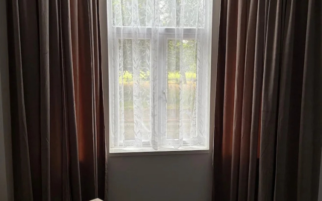 Coventry Oasis Apartment