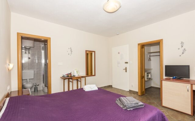 Rooms Zdravko