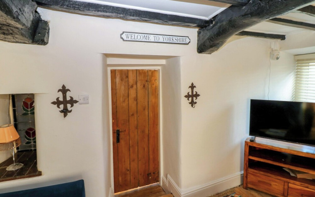 Eastend Cottage