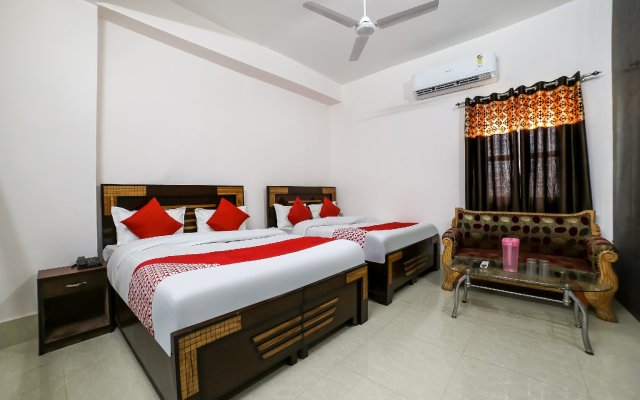 OYO 37914 Hotel Kalindi