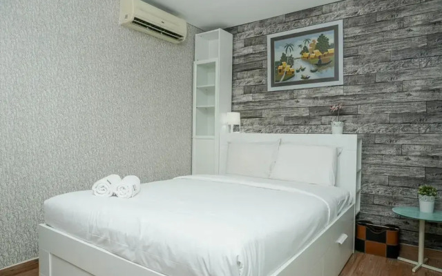 Comfortable And Cozy 1Br At Gallery West Apartment