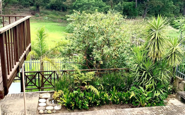 96 Meent Guest House