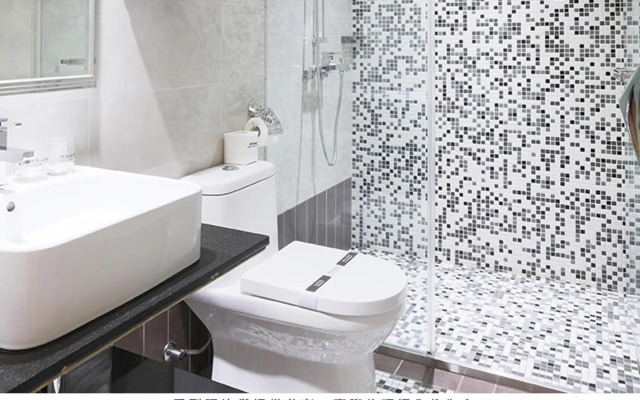Royal Group Hotel Ho Yi Branch