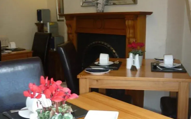 All Seasons Guest House