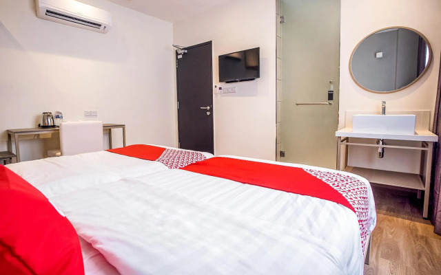 OYO 89576 Mokka Hotel
