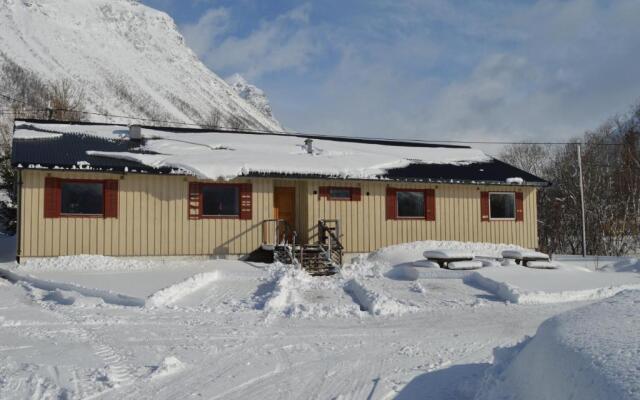 Lyngenfjord, Frøyas hus