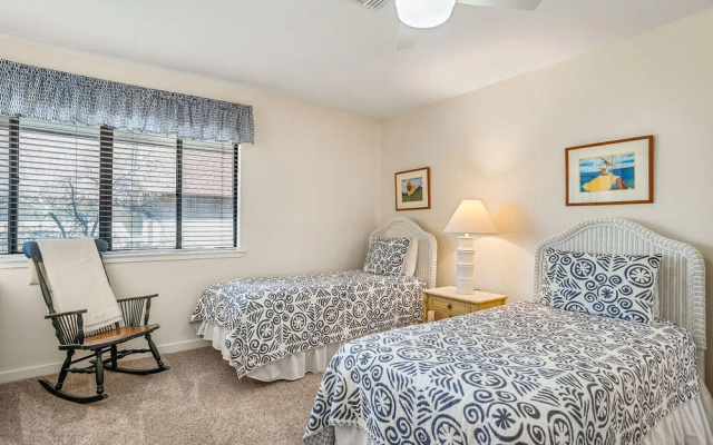 411 Capt John Fripp Villa