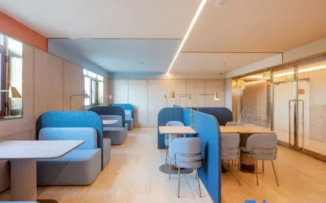 HanTing Hotel (Xingtai Renze Tianhongcheng)