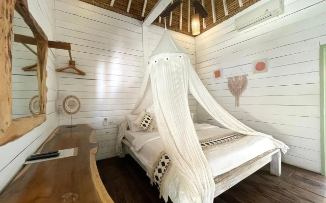 Gili Breeze Tropical Bungalows