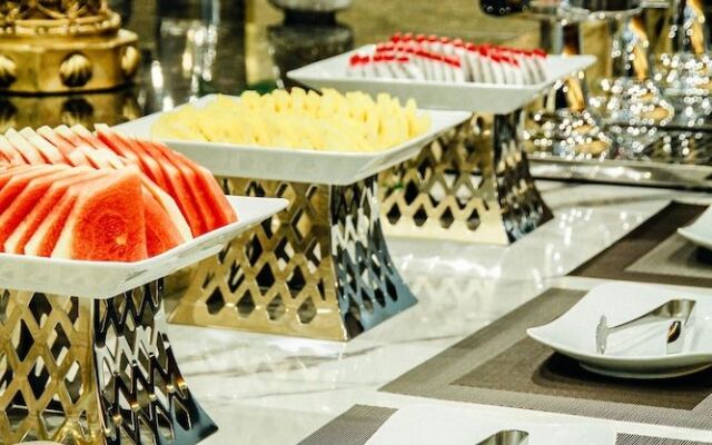 Top One Halong Hotel