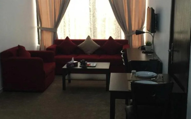 The Gulf Hotel Flats Est