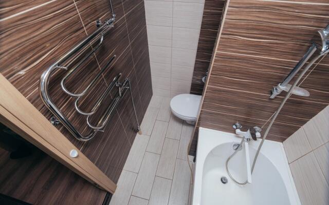 Сияние на улице Карла Маркса