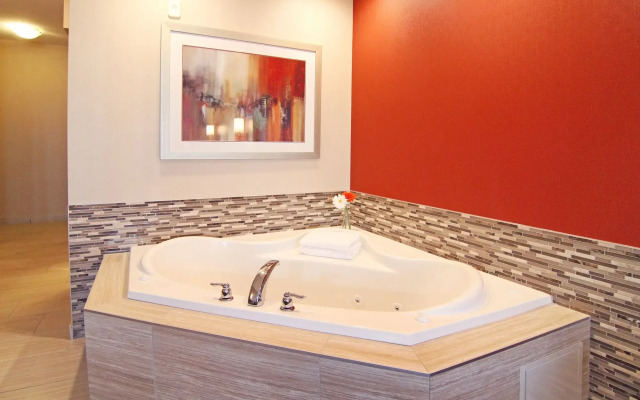 Holiday Inn Express & Suites Calgary NW - University Area by IHG