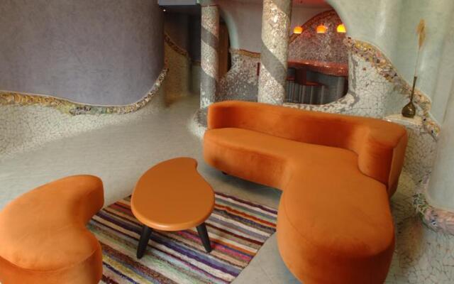 Des Arts Resort & Spa