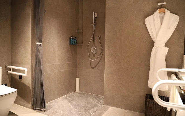 Crowne Plaza Xi'an Weiyang by IHG