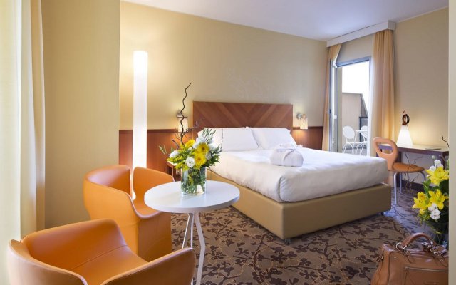 Unahotels Mediterraneo Milano Hotel