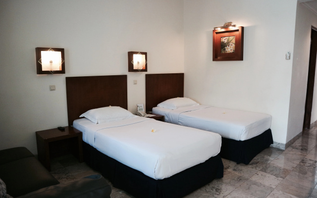 The Lagoon Bali Pool Hotel and Suites – Guest Rooms – Kuta