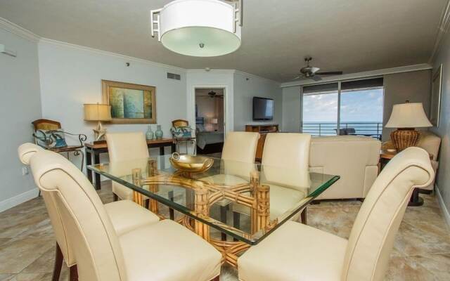 Som 503 - Somerset 2 Bedroom Condo by Redawning