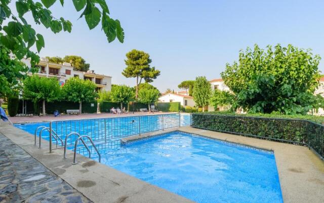 M-1 Calella De Palafrugell 4 Pax
