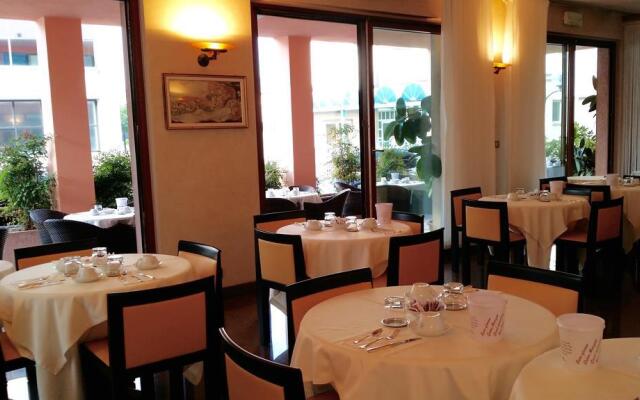 Hotel Antares