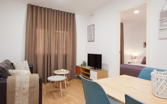 Click&Flat Europa Fira Apartments