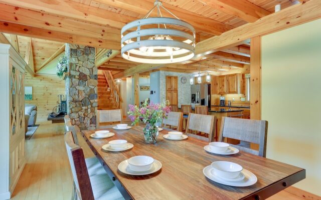 Pocono Dog-Friendly Home on River