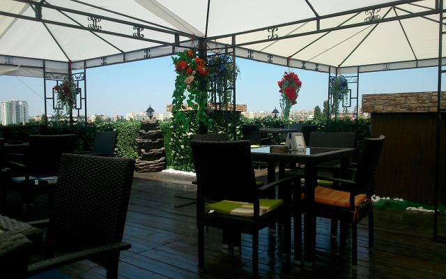Lina Hotel