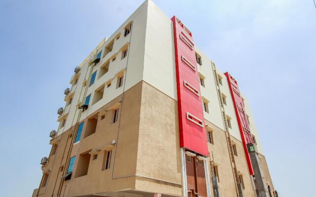 Capital O 71335 Pando Elite