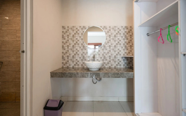 RedDoorz Plus @ Yasa’s Living Denpasa