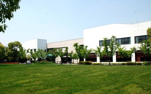 Shanghai Jingyuan Resort