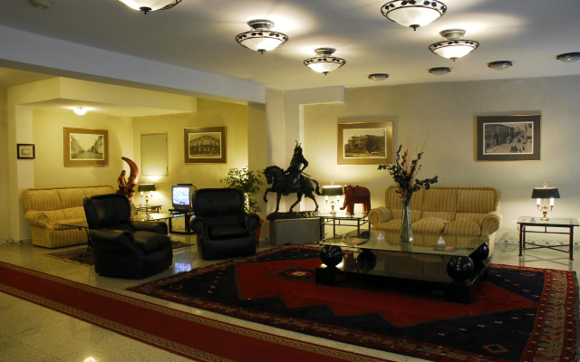 Hotel Windsor Suite