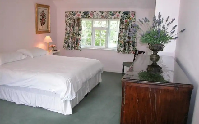 Winterbourne Cottage, Salisbury