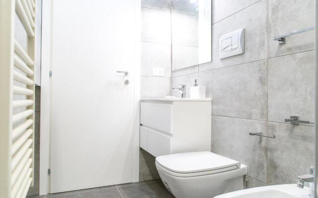 Brand, new and fully furnished apt