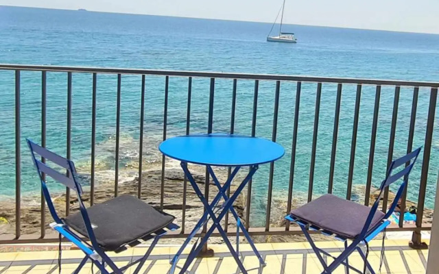 Studio pied dans l’eau CAP CORSE ERBALUNGA