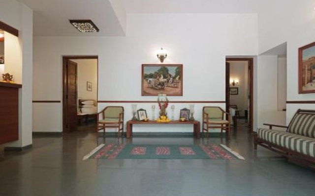 Utelia House No.9 ( A Luxury Paying Guest House )