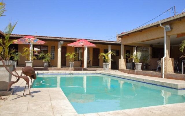 Palmeiras Guest House Matola