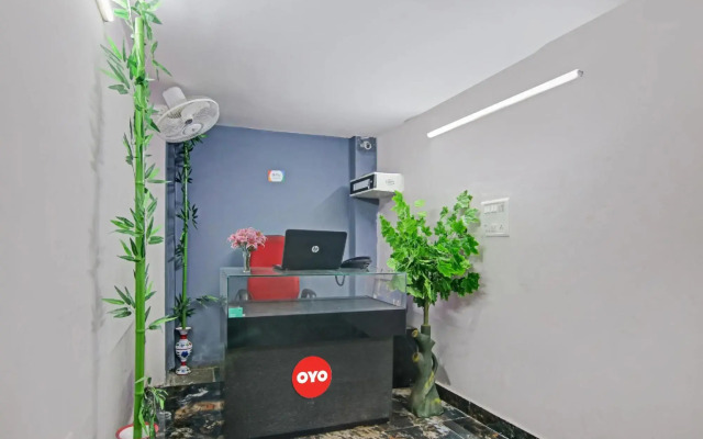 OYO Flagship 70019 Hotel Royal Inn