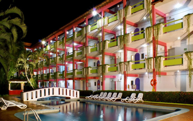 Decameron Los Cocos Guayabitos, Ramada All-Inclusive Resort