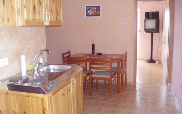 Dubravko - 5 m From Beach - A2 Keko
