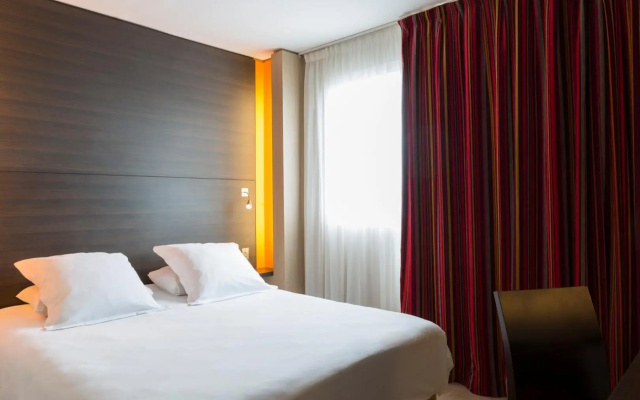 Hôtel Oceania Nantes Aéroport - Image 4