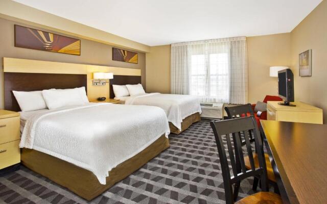 TownePlace Suites by Marriott Republic Airport Long Island