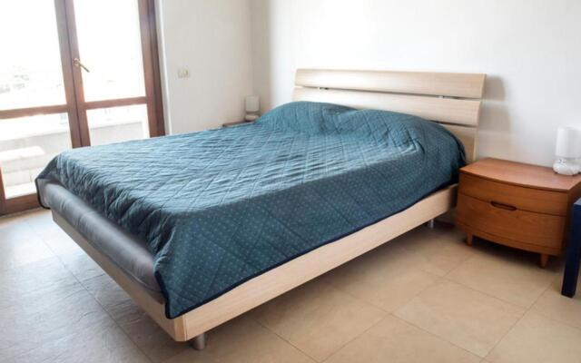 N196 - Numana, Delizioso Bilocale Con Giardino E Vista Mare