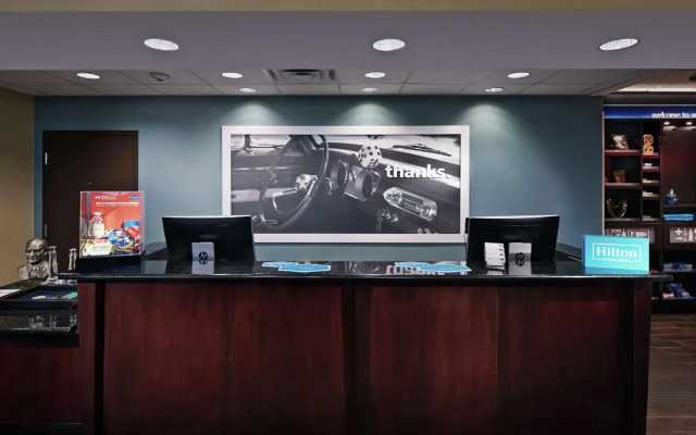 Hampton Inn & Suites Millington