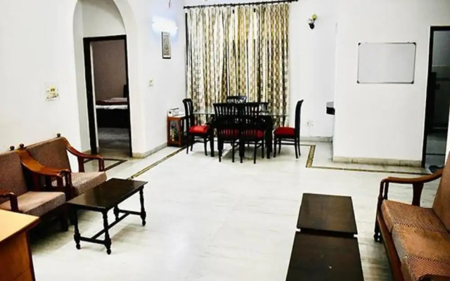 Fabhotel Noida Dreamz