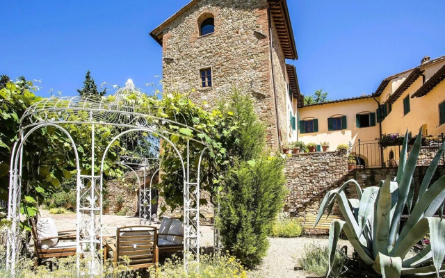 Luxury Sustainability and Eco Pool in Style Apt