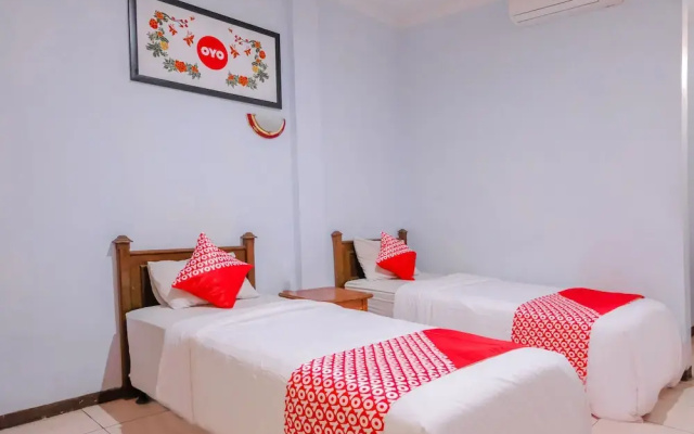 Hotel Nugraha By OYO Rooms