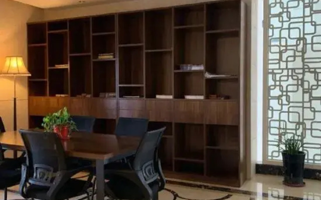 Wenfeng Chengshi Hotel (Rugao Changjiang Town)