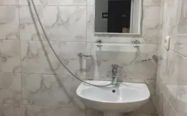 Semeinyi Otel V Kobuleti