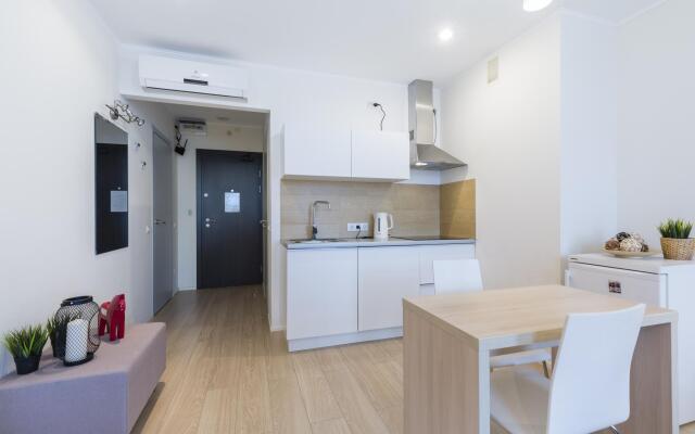 Максимус на Академика Павлова 7