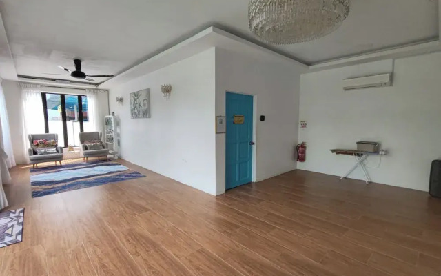Aeden Villa, Roomstay & Homestay